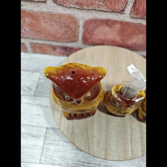 Vintage Owl Salt & Pepper Shakers, Toothpicks Horse Carriage, Googly Eyes, Amish - Picture 6 of 10